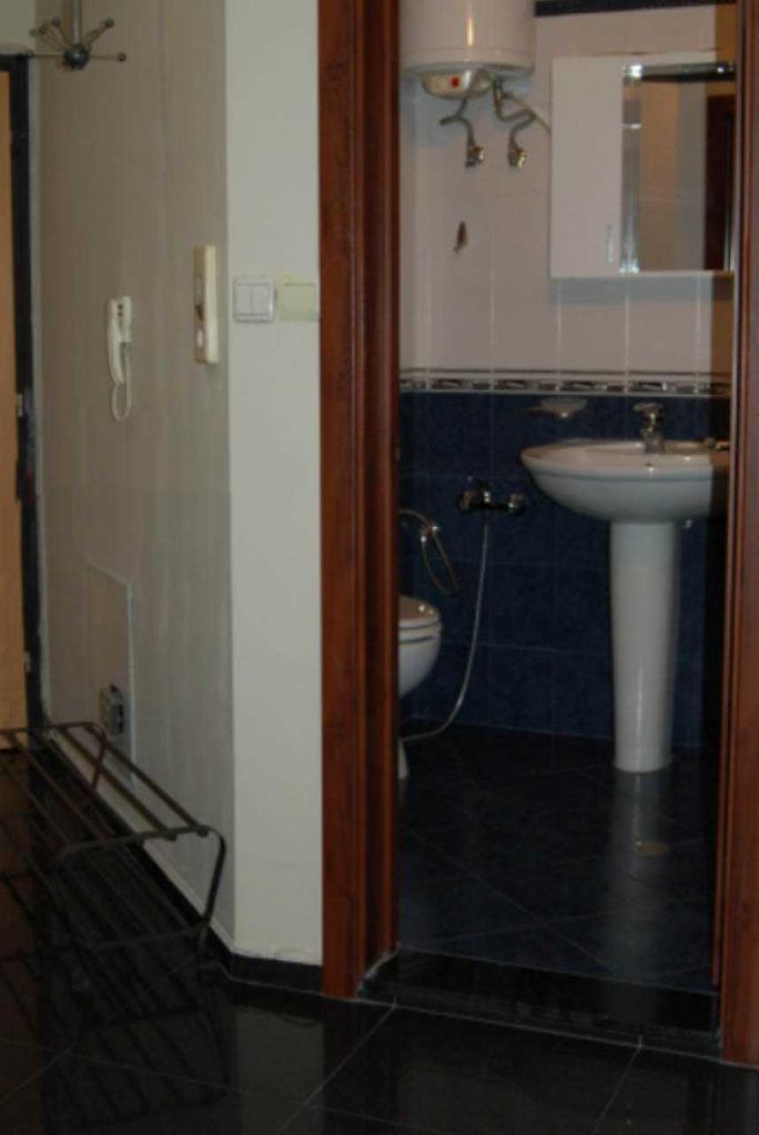 Дава се под наем Тристаен апартамент в София, Слатина - 97 кв.м за 550 € - Снимка #5