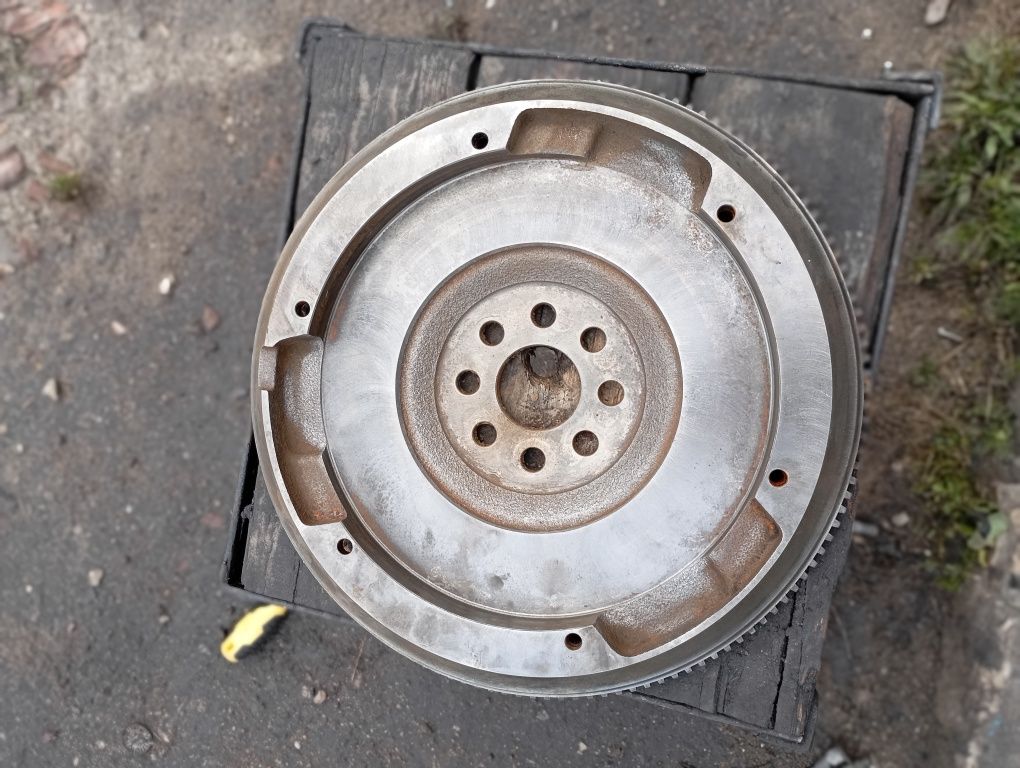 Маховик Opel Astra G 1.7 dci