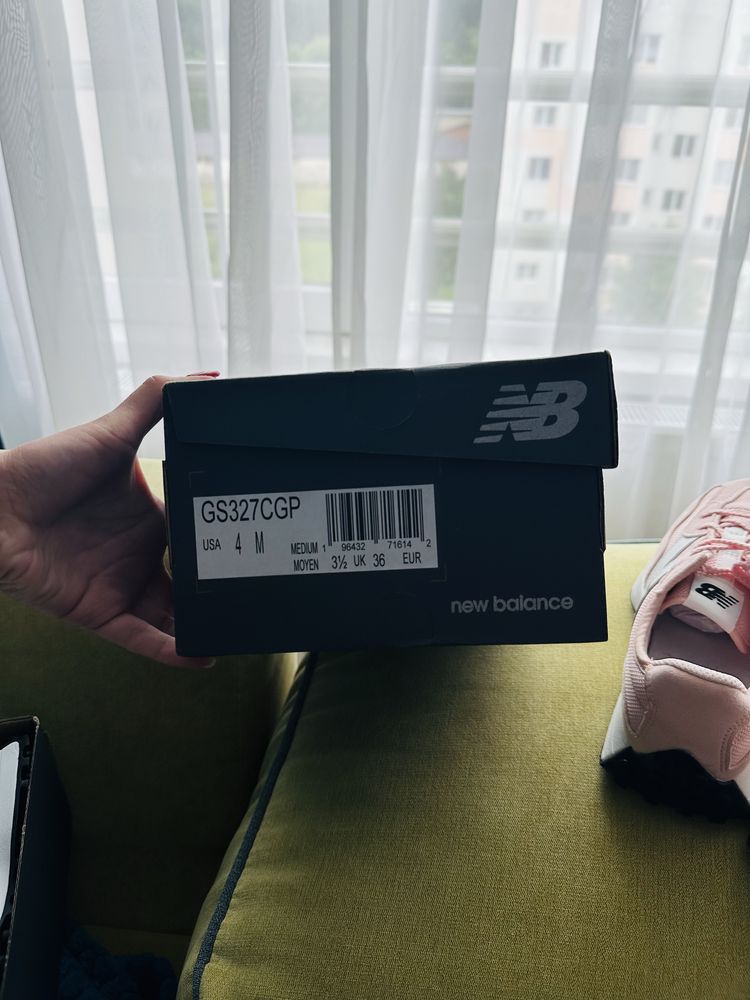 New balance маратонки