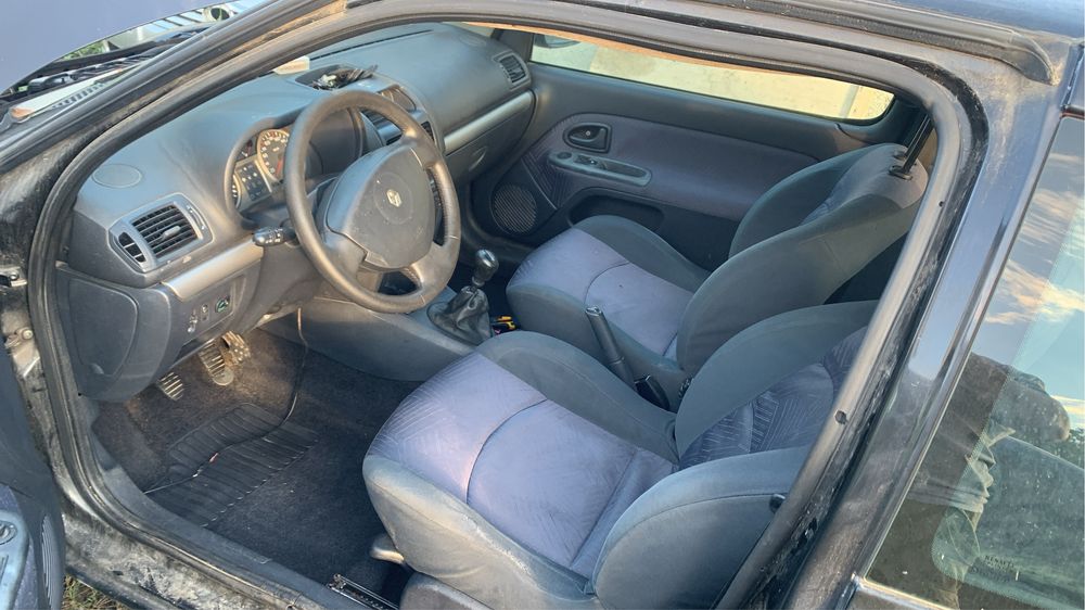 Renault Clio 2  an 2002