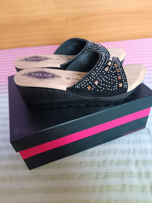 Vând Papuci Damă Mărimea 38