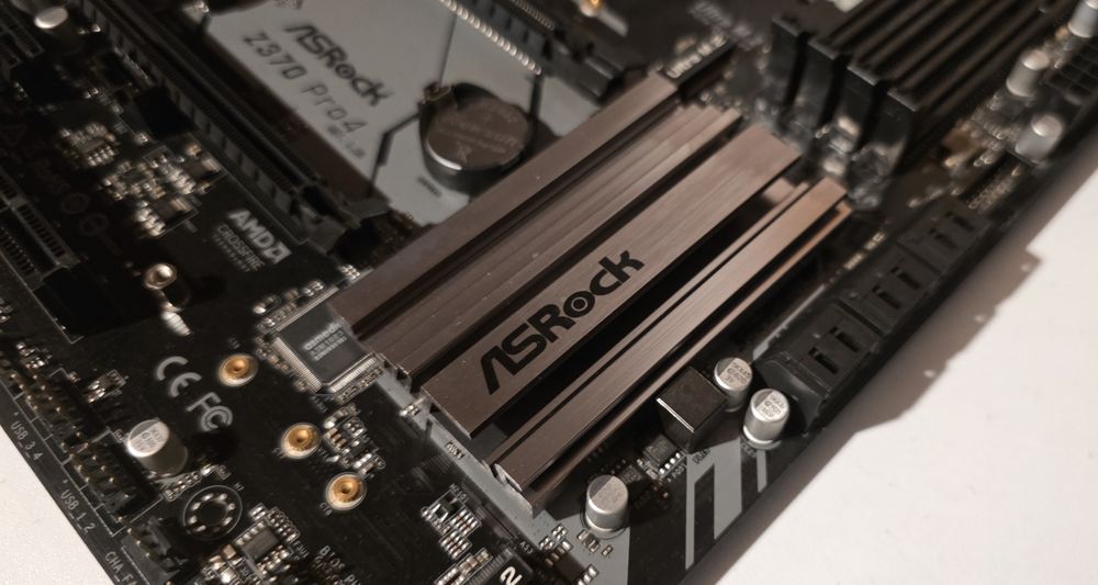 Placa baza gaming AsRock Z370 Pro 4 socket 1151