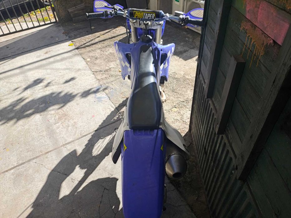 Кросов мотор син