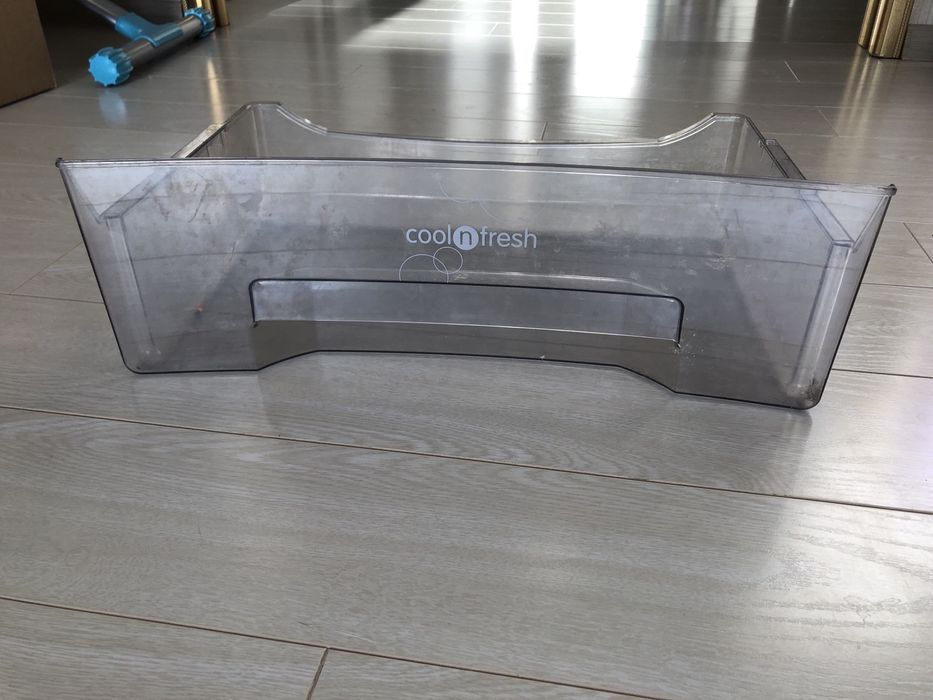 Продам ящик от холодильника