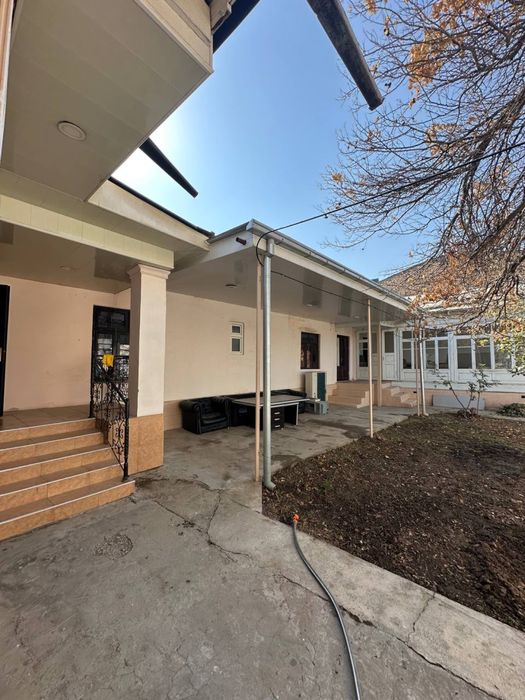 Дом угловой участок Ракат Mahala 4-сот.312.000 $ фасад 14 м Под бизнес