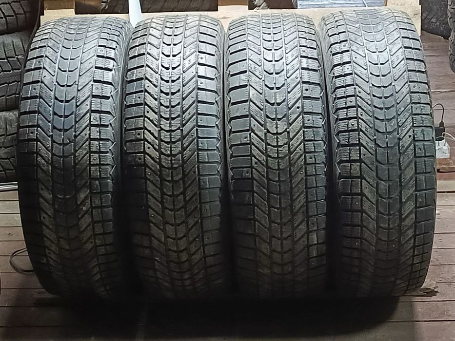 265/70/R17 комплект зима