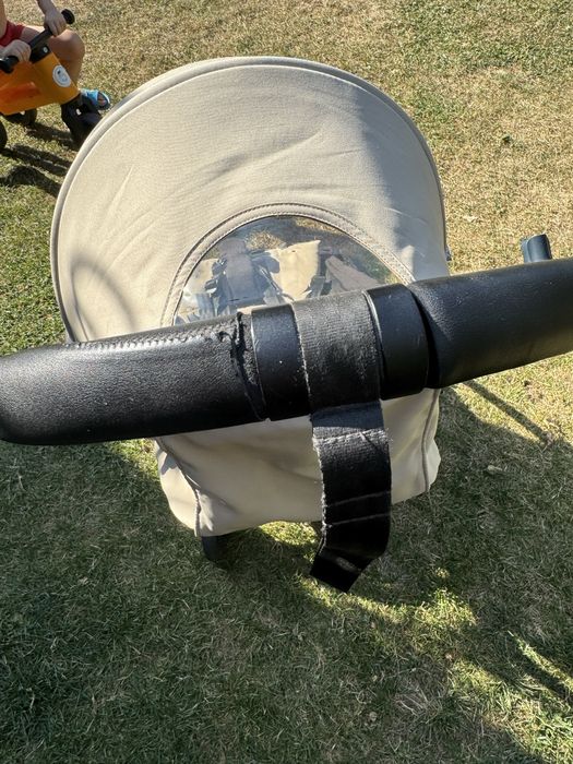 Carucior sport Yoyo babyzen 2, cadru negru, pachet culoare Taupe