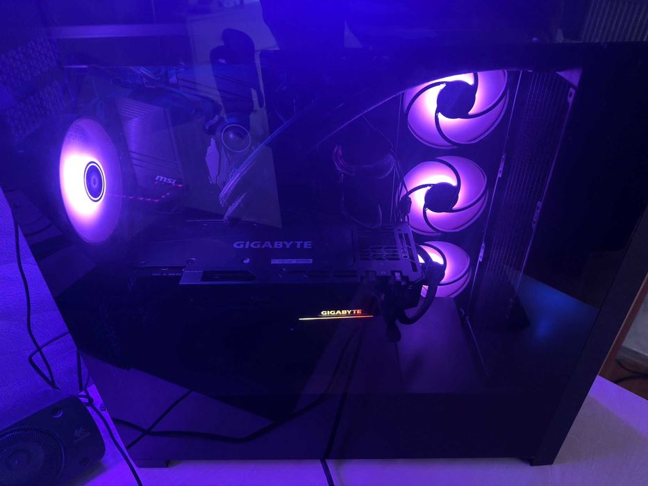 Full ultra high-end GAMING/STREAMING setup