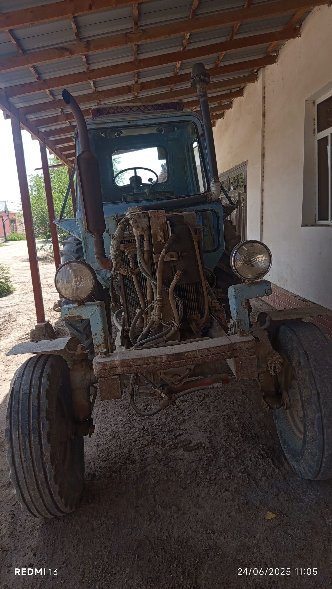 Mtz 80 ideal holatda hamma joyi ishlaydi