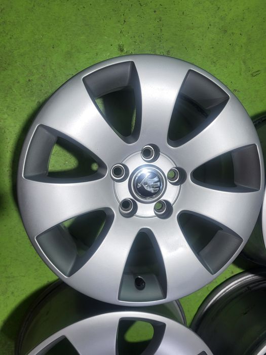 16 5x112 Skoda лети джанти 5х112 шкода