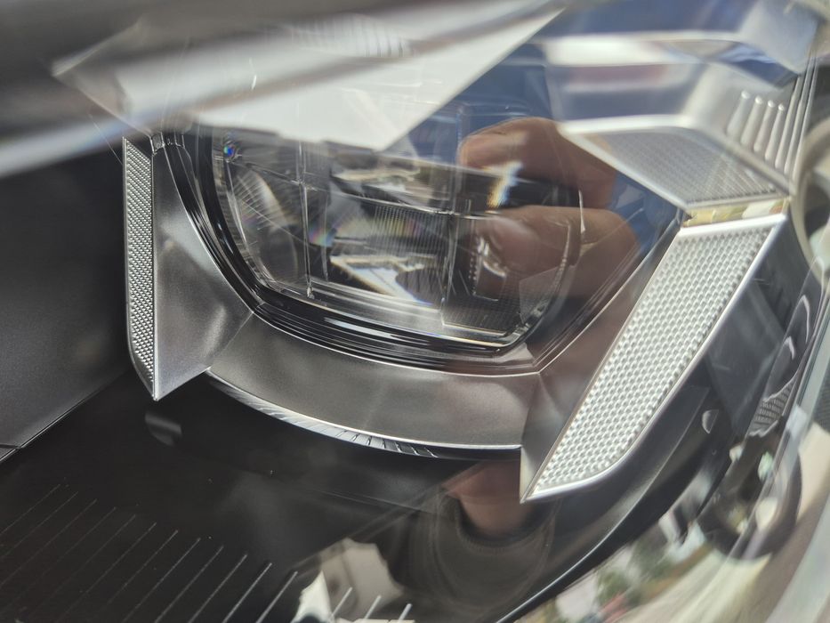 Ляв фар Фолксваген Пасат Б9 VW Passat B9 Led Full фарове