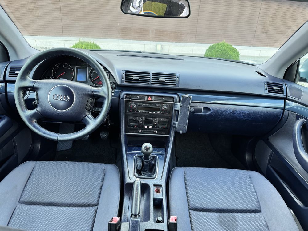 Audi A4 B6 1.9 TDI 131 caii AWX 2002 5 trepte pret 2100 euro