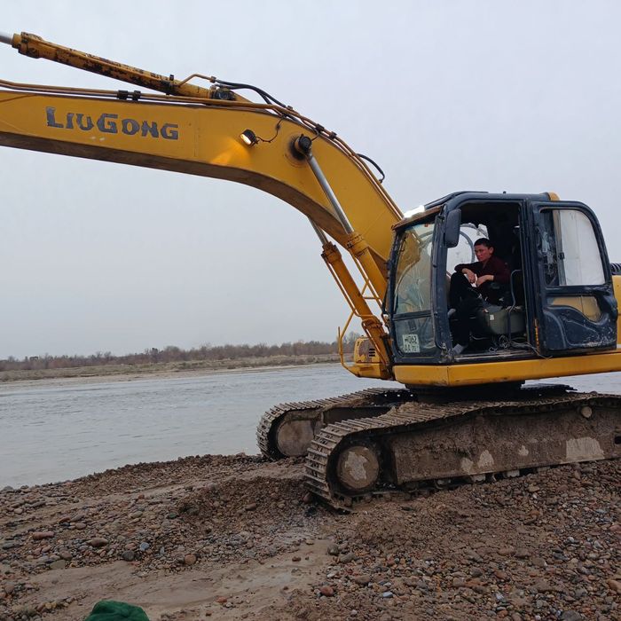 Экскаватор арендага берилади