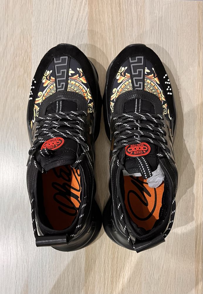 Vand Versace Chain Reaction