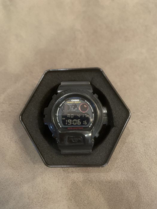Часовник G-SHOCK DW-6900BMC-1ER