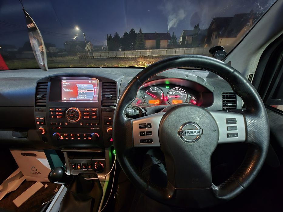 Nissan Navara 2015 volan dreapta