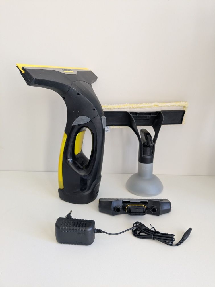 Уред за почистване на прозорци Karcher WV 2 Premium