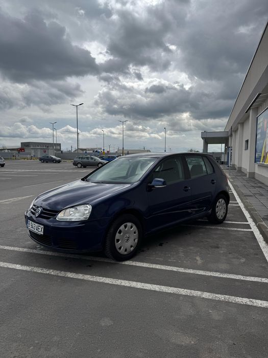 Volkswagen Golf  5 (mesaj pe olx)