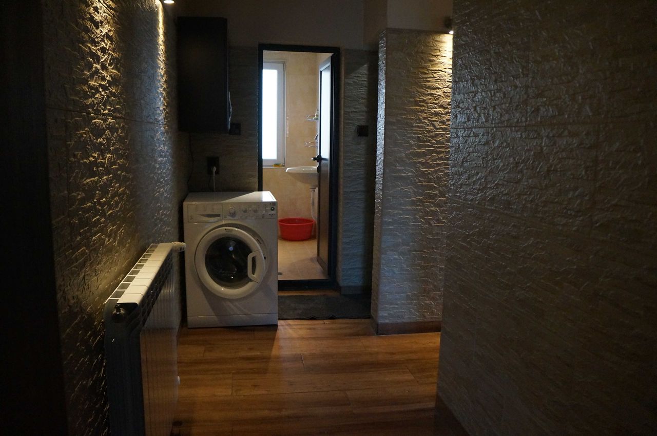 Дава се под наем Етаж от къща в Сливен, Българка - 115 кв.м за 280.5 € - Снимка #10