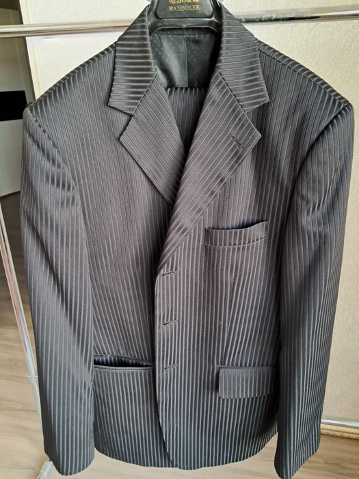 Продам Костюм мужской б/у двойка . 50 р .