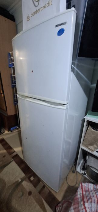 Холодильник продаётся