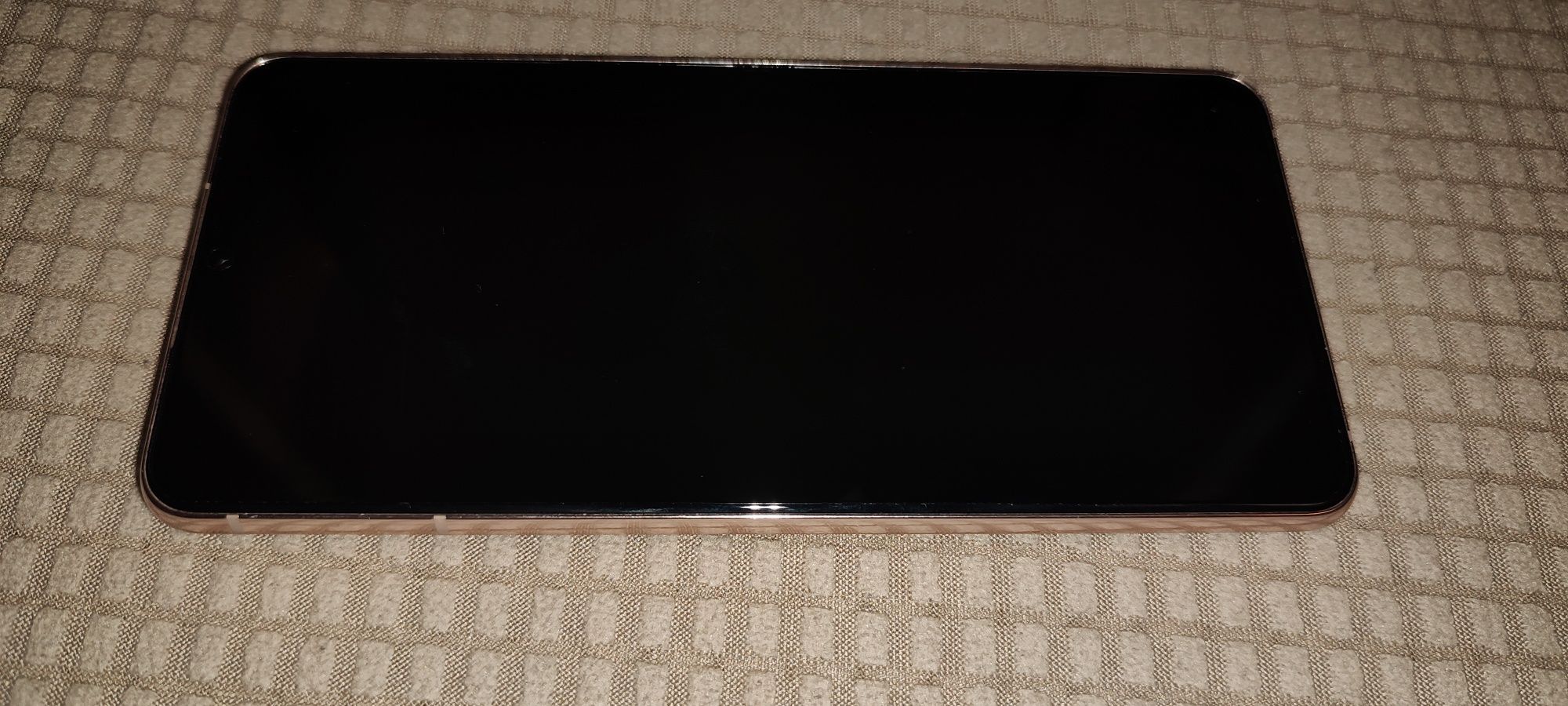 Продавам Samsung s21 plus 256GB