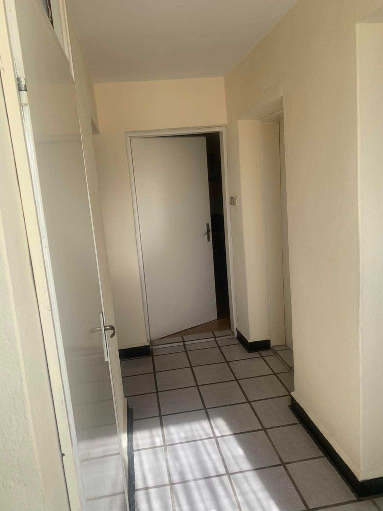 Продава се Къща в Попово - 240 кв.м за 319 €/кв.м - Снимка #1
