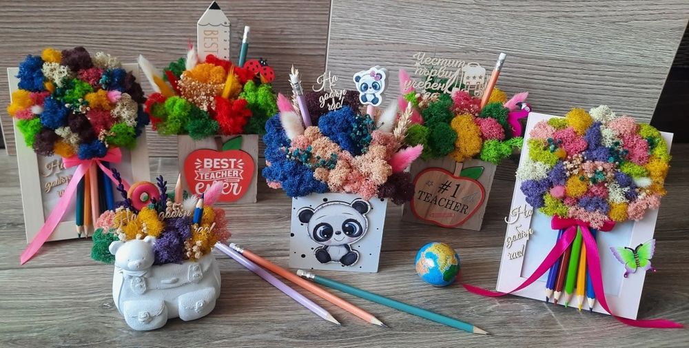 Дърво на живота, кашпа и подаръци със скандинавски мъх