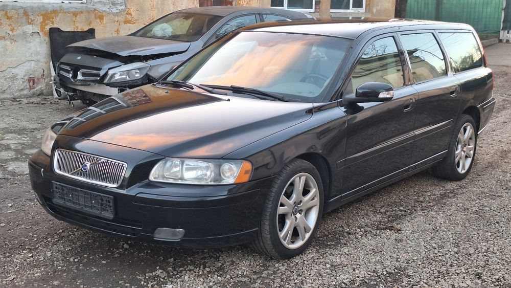 Volvo V70 2.4D 185кс на части