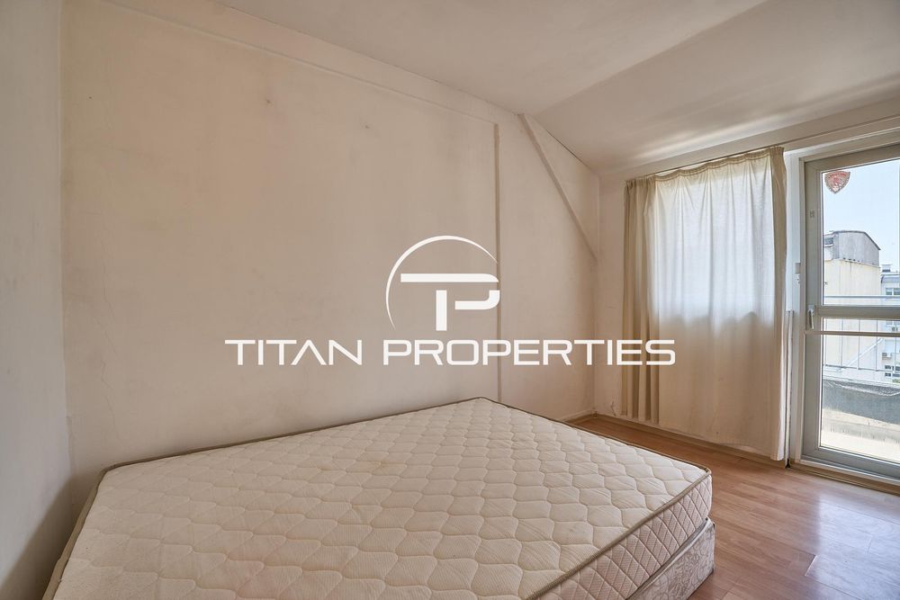 Дава се под наем Двустаен апартамент в Пловдив, Кючук Париж - 56 кв.м за 275 € - Снимка #1