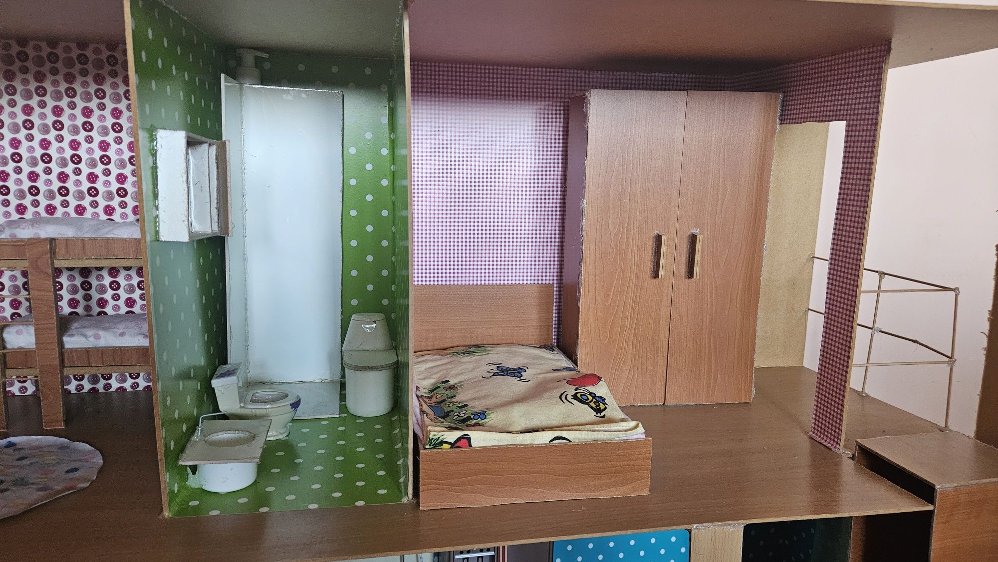 Къща за кукли Барби, ръчно изработена