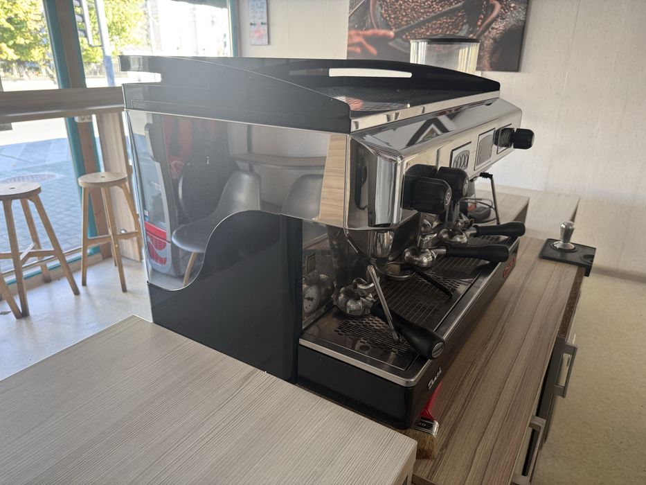 Espressor profesional Astoria conditie excelenta