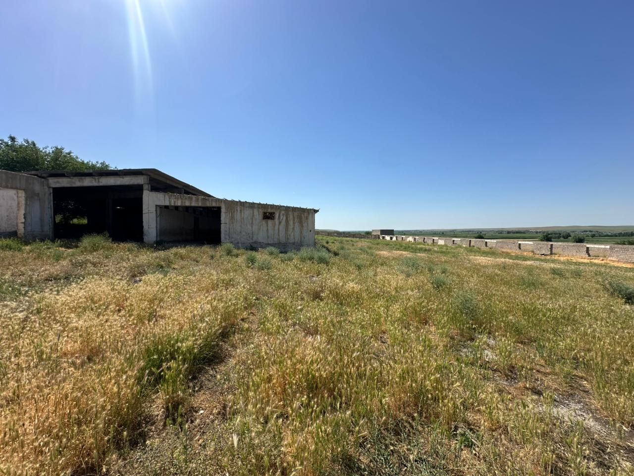 Продается кошара в с.Колкент, рядом с.Касымбек Датка.