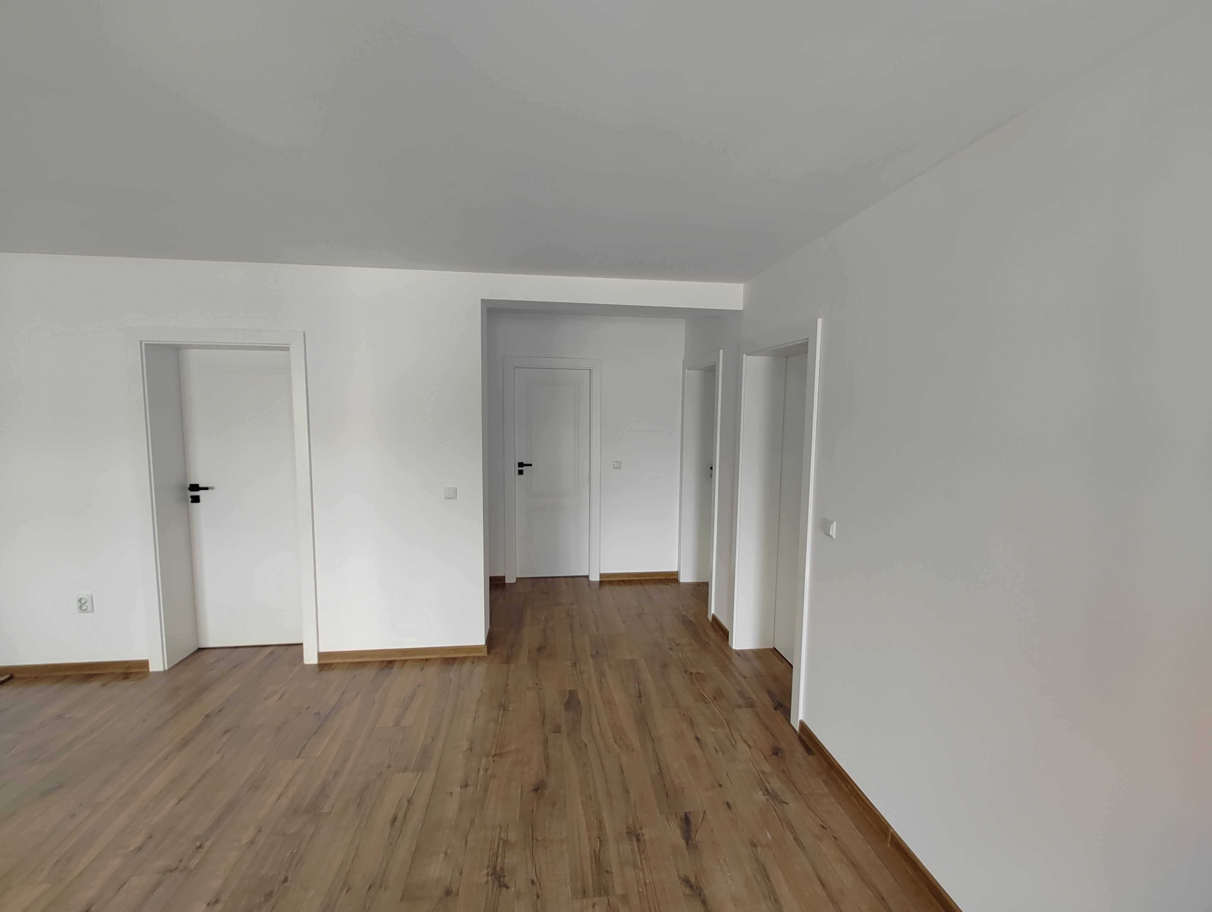 Propietar,Casa Holboca 4 Camere la Asfalt,Posibilitate Personalizare!