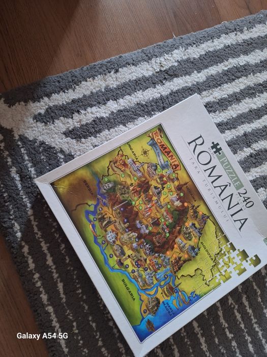 Puzzle cu harta României(Țara Turismului)