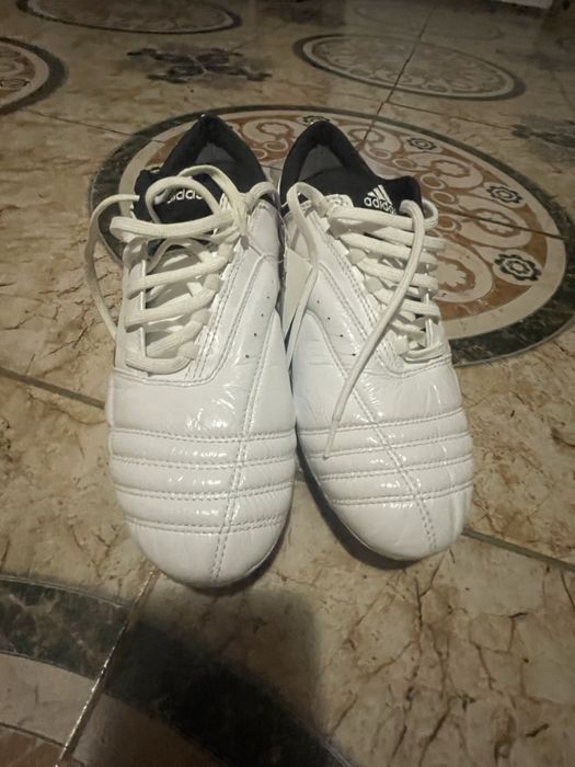 Ghete de colectie adidas ,,AdiPure”