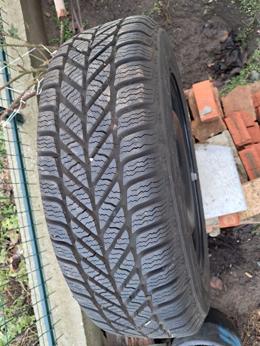 Roata de Dacia Logan Nouă