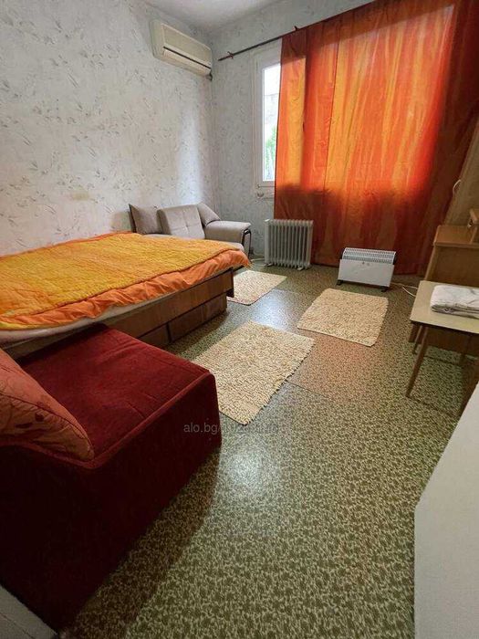 Дава се под наем Тристаен апартамент в Варна, Базар Левски - 65 кв.м за 357 € - Снимка #3