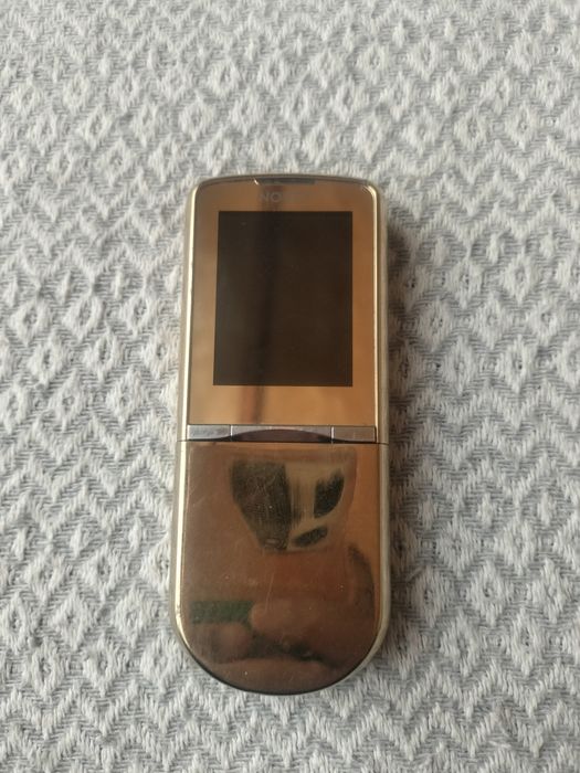 Novey n880 tel holati yaxshi