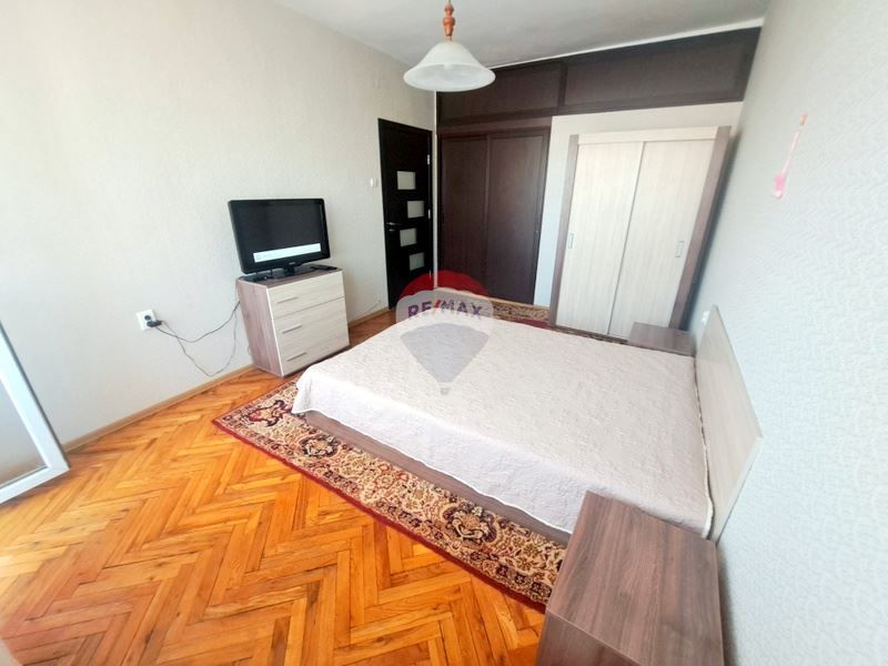 Дава се под наем Двустаен апартамент в Варна, Лятно кино Тракия - 52 кв.м за 433.5 € - Снимка #5