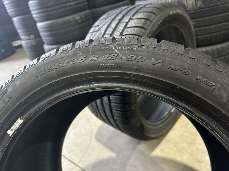 235/40/18 295/35/18 PIRELLI