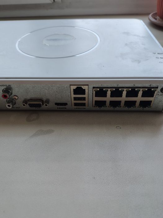 Видеорегистратор Hikvision