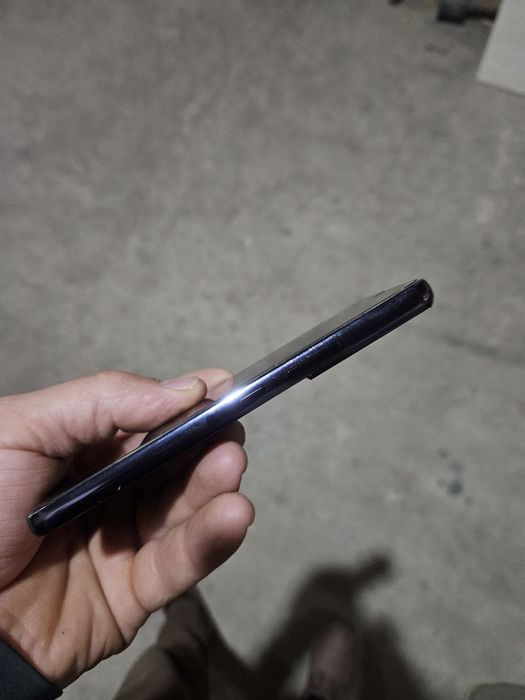 Samsung S 22 yangi ideal