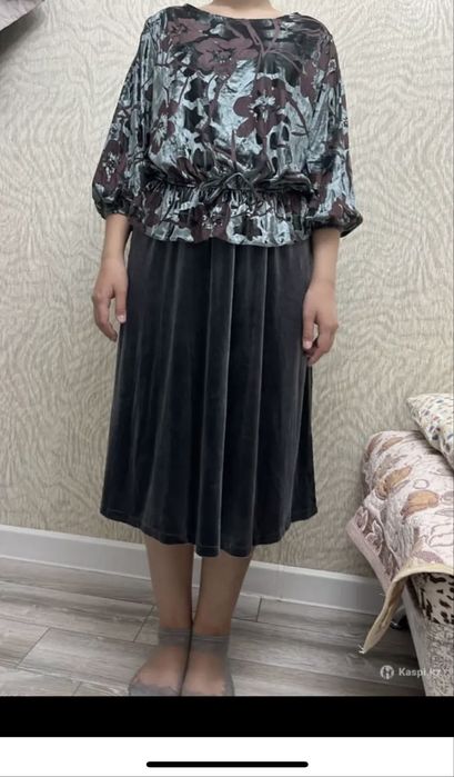 продам новое платье двойку