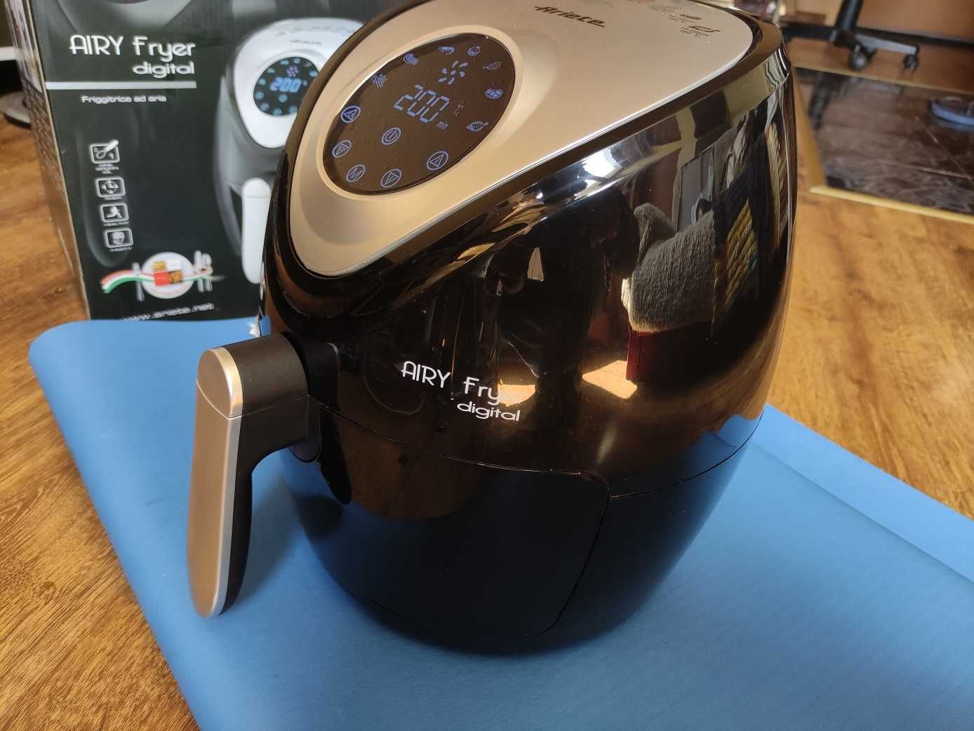 Чисто нов Ariete Airy Fryer Digital 2.6L, 1300W