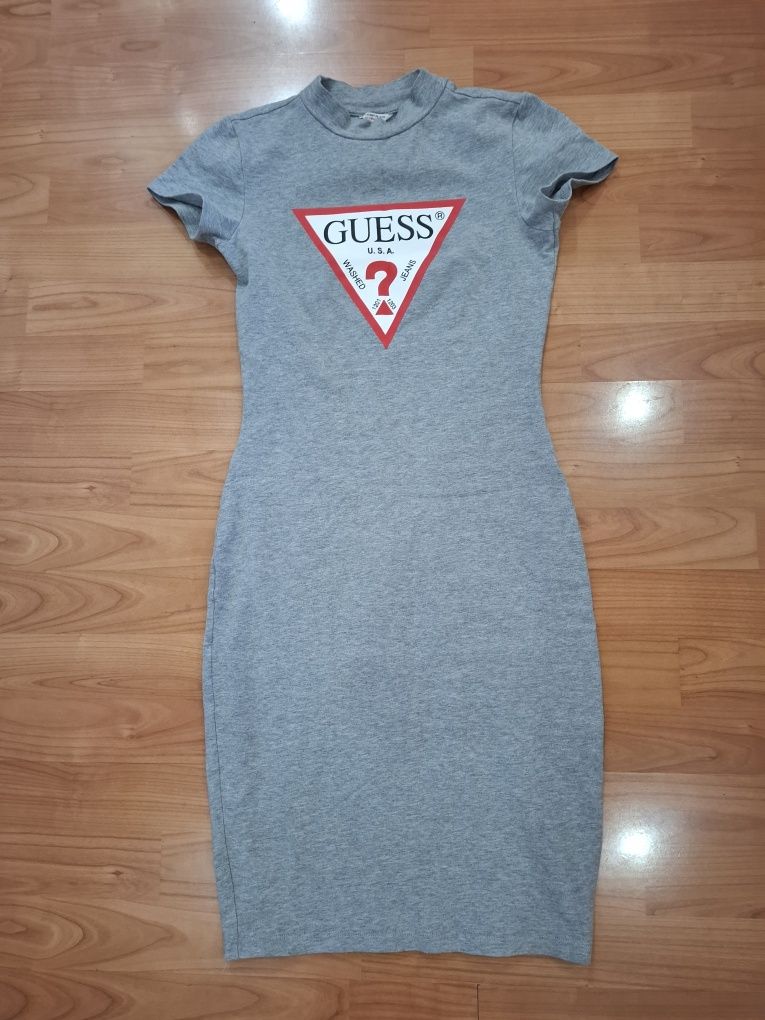 Дамска рокля на GUESS