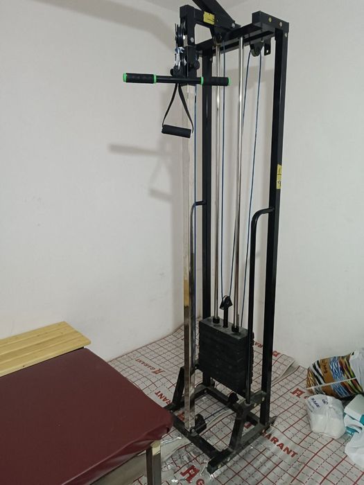 кроссовер-тренажёра, который является универсальным оборудованием для