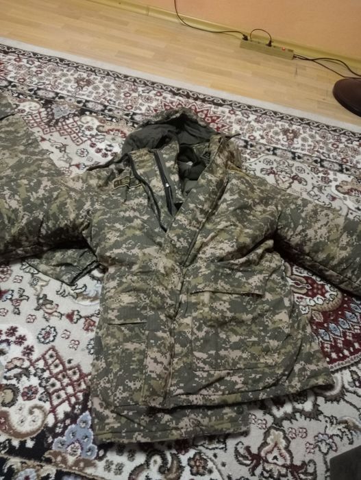 Продам срочно военную форму и планшет