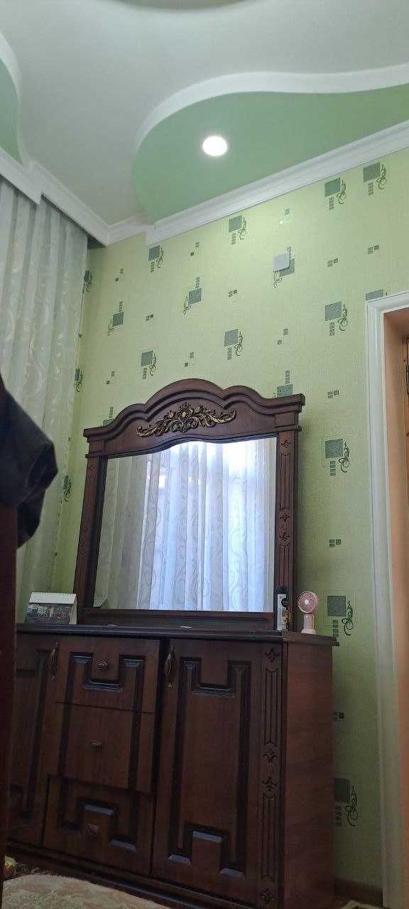 Srochna Sebzorda hovli sotiladi