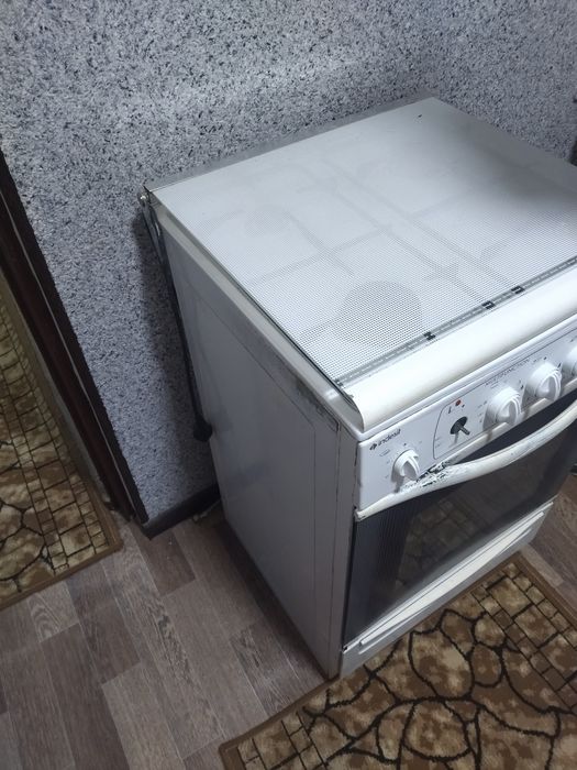 Indesit газ плита
